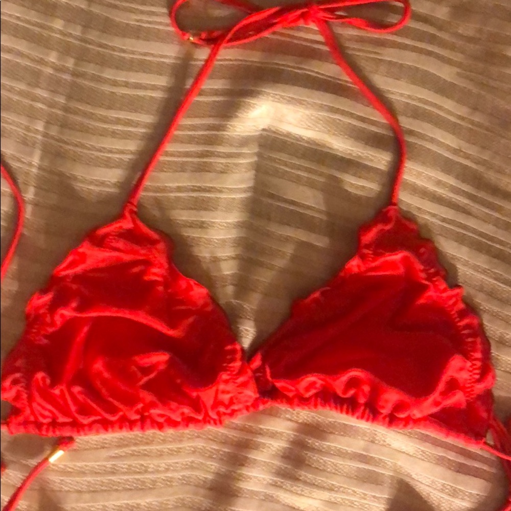 Red Bikini - Picture 2 of 4
